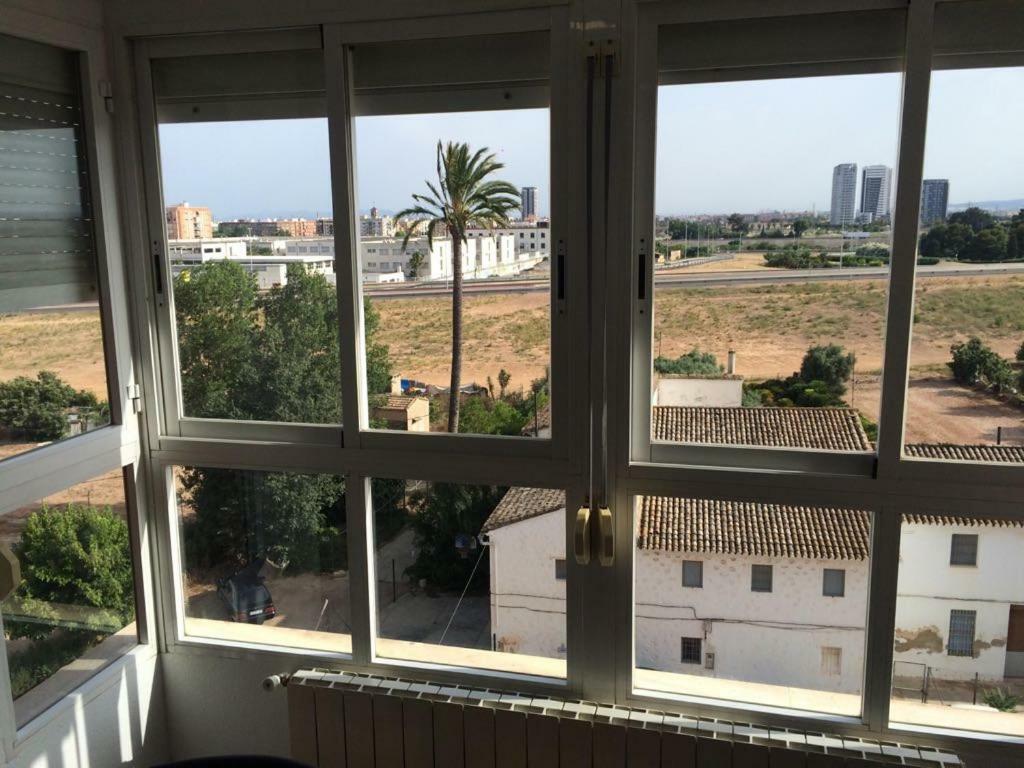Amplio Y Comodo Apartamento Con Parking Lejlighed Valencia Eksteriør billede