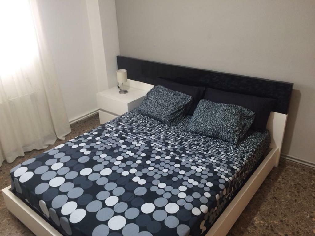 Amplio Y Comodo Apartamento Con Parking Lejlighed Valencia Eksteriør billede