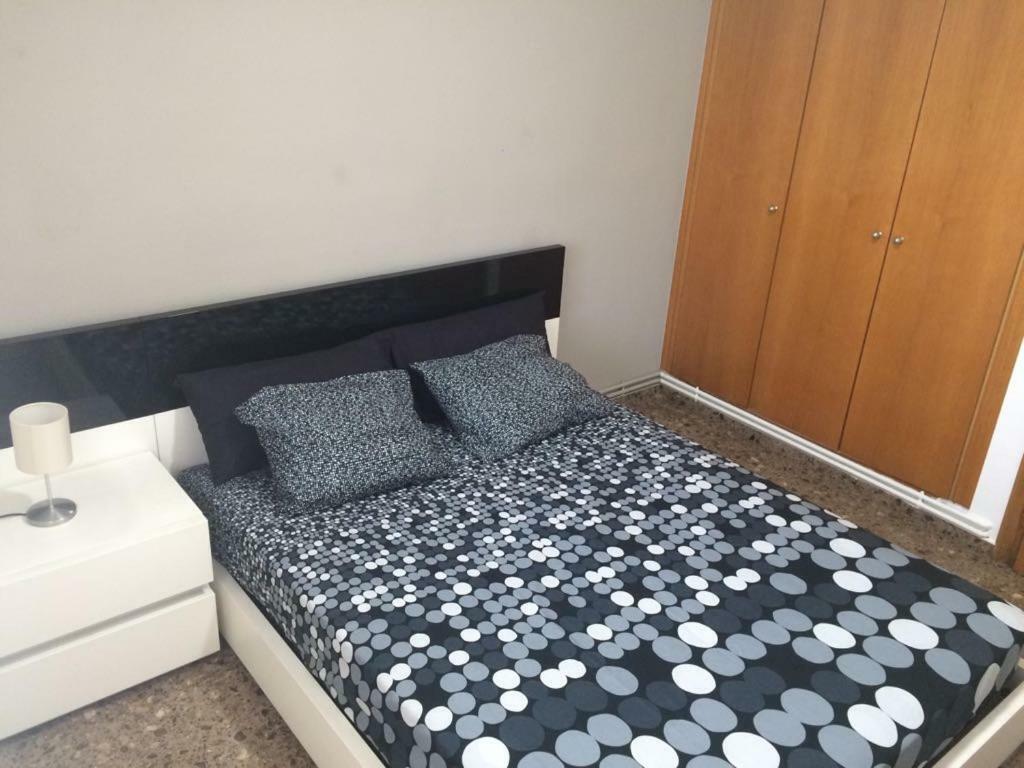 Amplio Y Comodo Apartamento Con Parking Lejlighed Valencia Eksteriør billede
