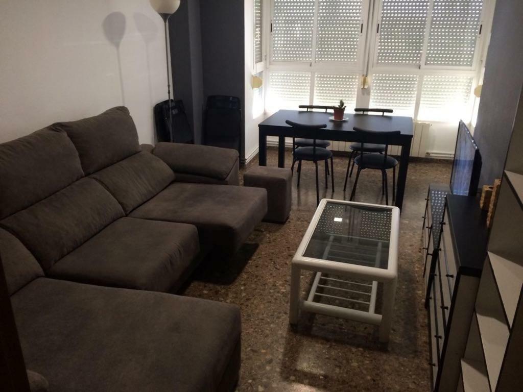 Amplio Y Comodo Apartamento Con Parking Lejlighed Valencia Eksteriør billede