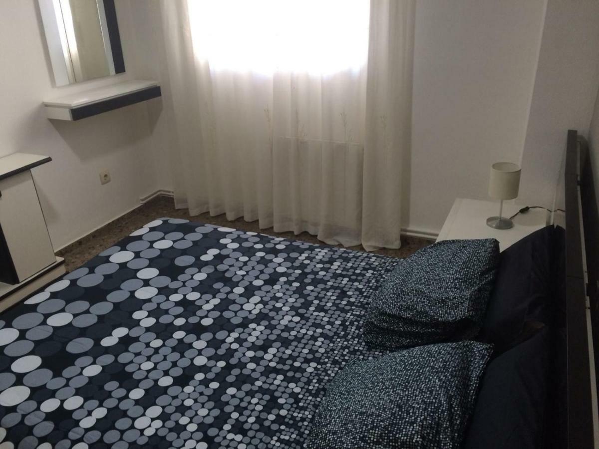 Amplio Y Comodo Apartamento Con Parking Lejlighed Valencia Eksteriør billede